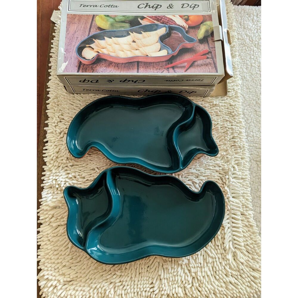 Terra Cotta Chip & Dip Serving Trays-Jalapeño Pepper Shape (Set of 2)